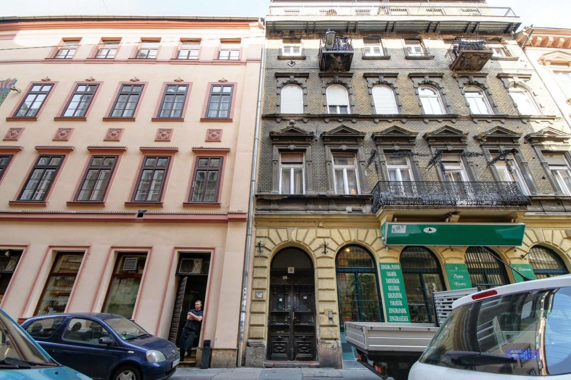 Opera Guesthouse Budapesta Exterior foto
